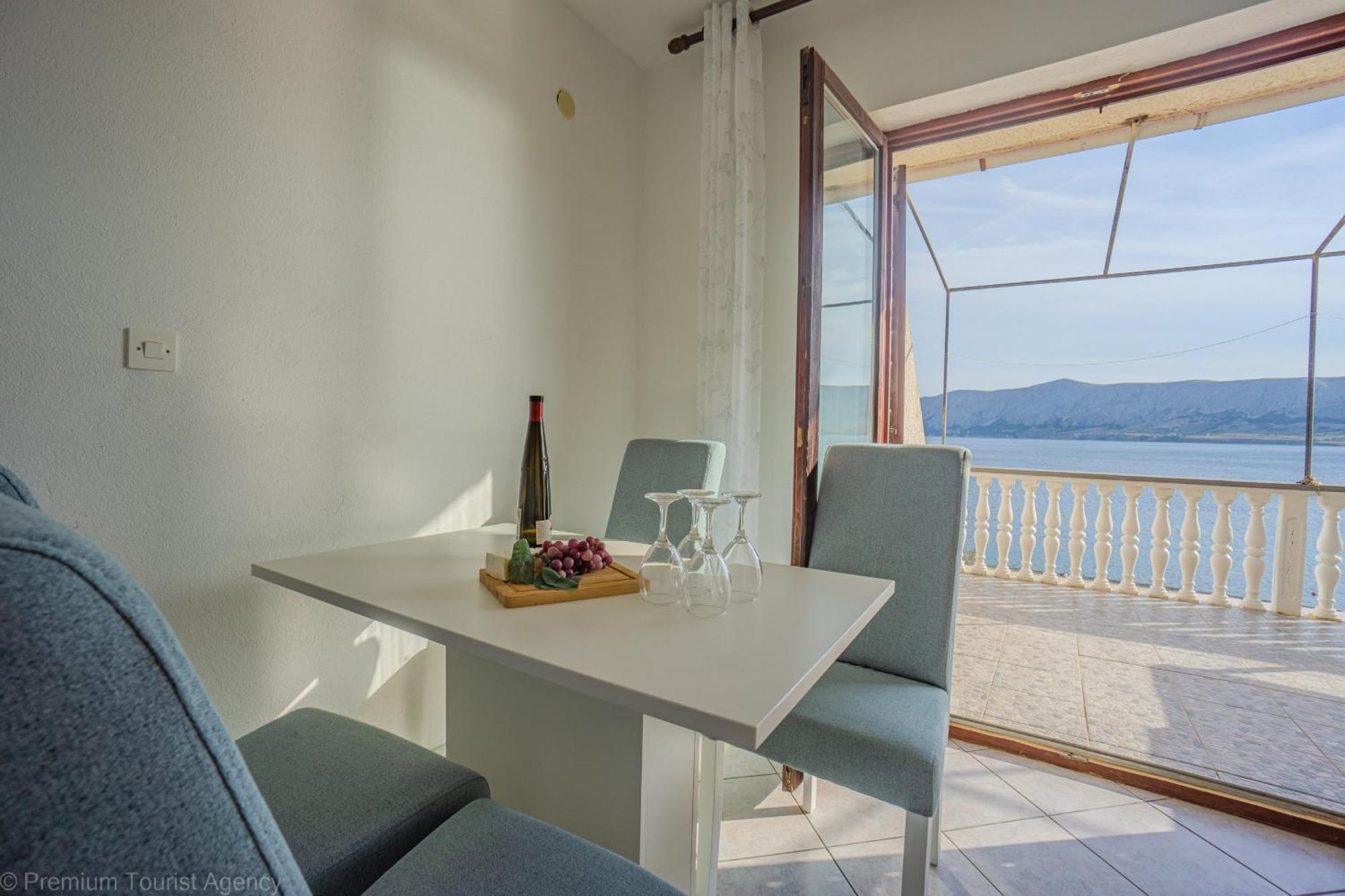 Appartamento Bepic Quiet Location On A Beautiful Bay Metajna Esterno foto