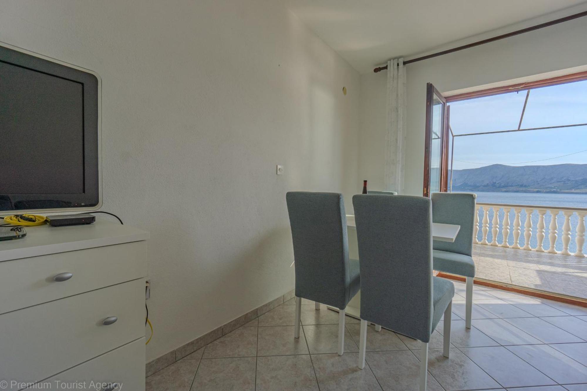 Appartamento Bepic Quiet Location On A Beautiful Bay Metajna Esterno foto